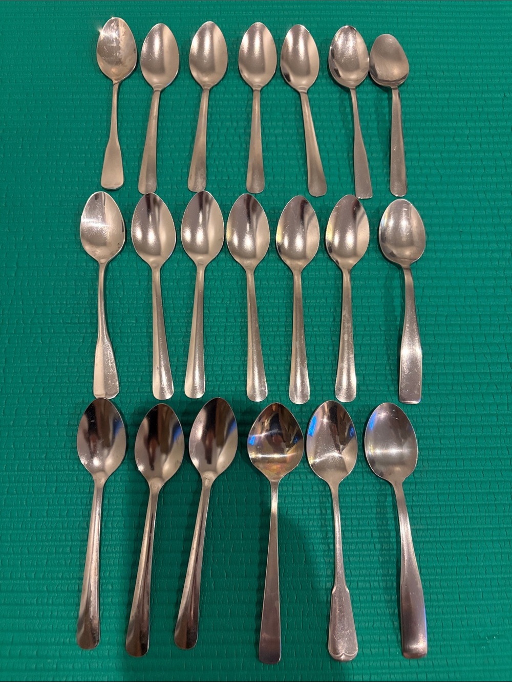 Stainless Steel Teaspoons - Set of 20 - Silver